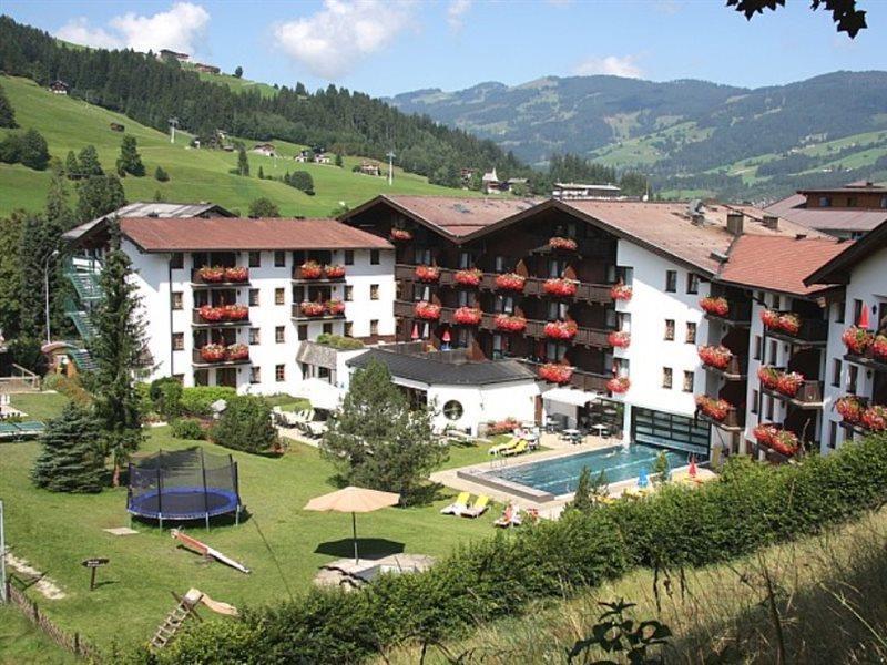 Hotel Kroneck Kirchberg in Tirol Luaran gambar